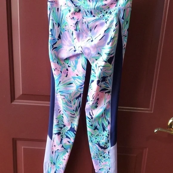 Lilly Pulitzer Luxletic blue & purple floral leggings Size XS - Picture 10 of 12